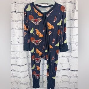 Laree & Co Gender Neutral Moth Navy Footie